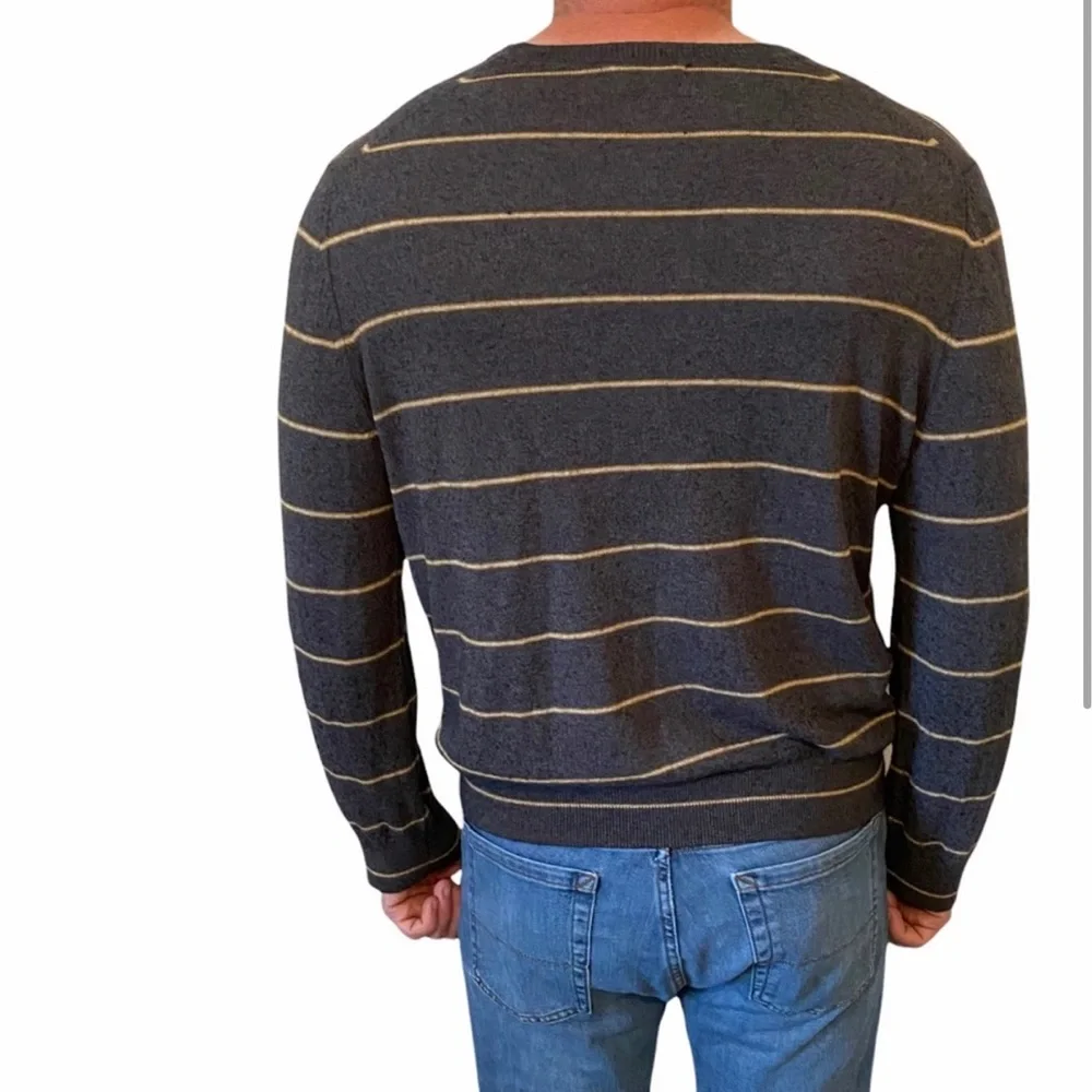 Banana Republic silk cashmere long sleeve men’s sweater size XL